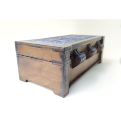 box_with_celtic_dragon_00006